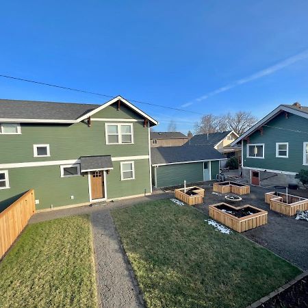 Brand New Custom Built Cottage In Downtown W/Pool! Salem Eksteriør bilde